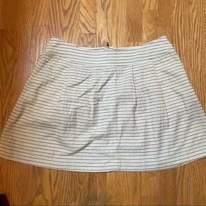 EUC. Women’s striped mini skirt